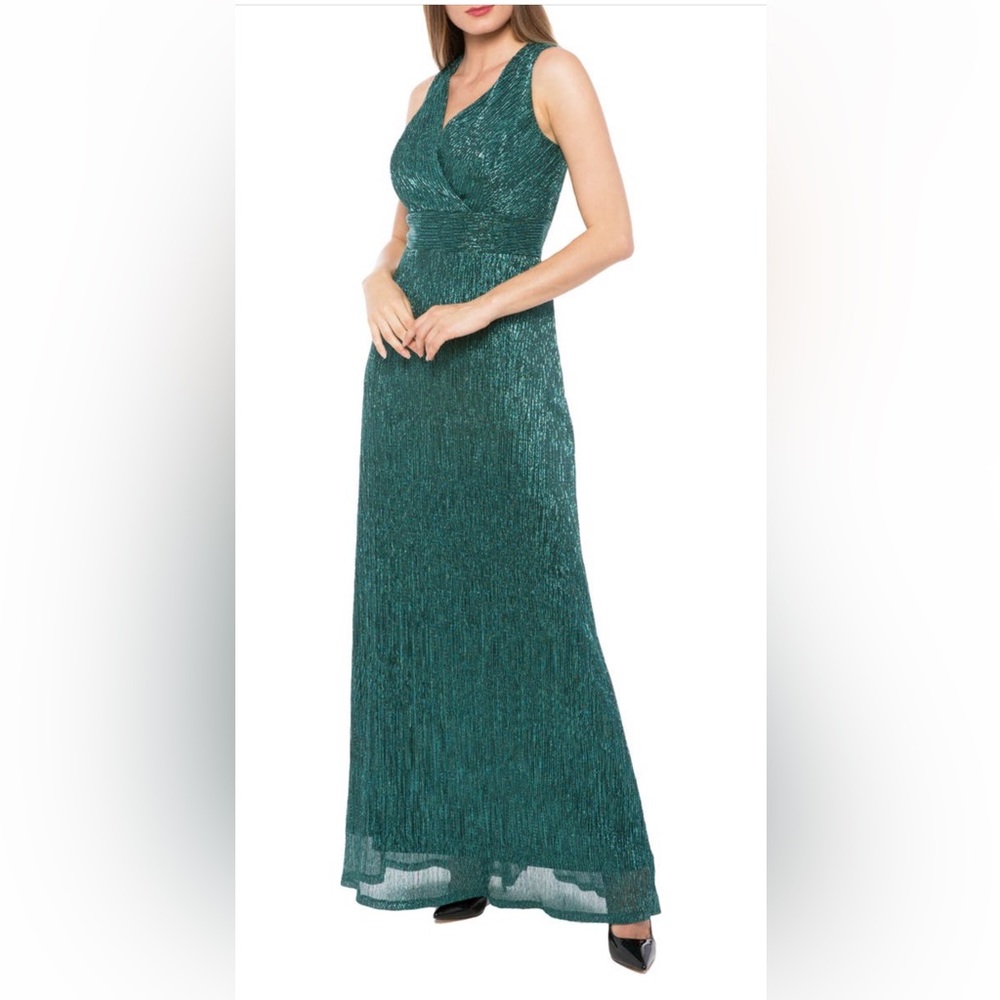 NWT Metallic Knit Sleeveless Surplice V-Neck Long Gown sz 16